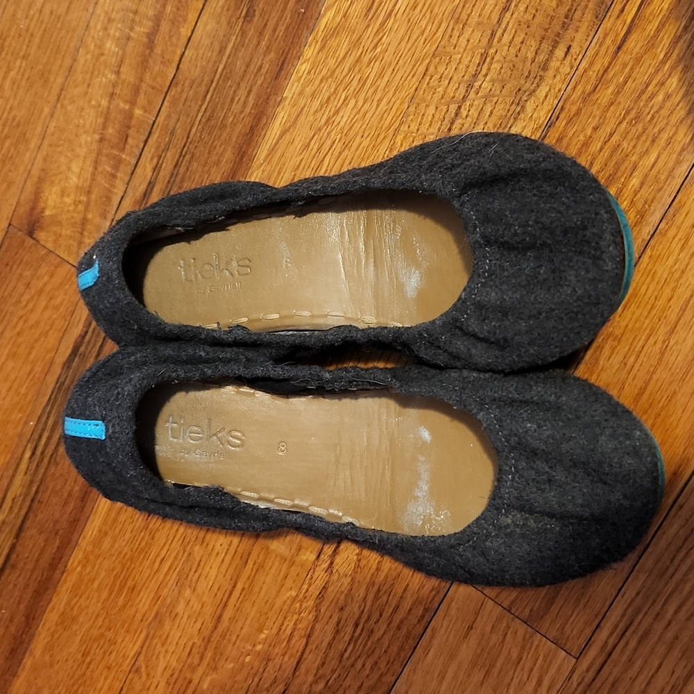 Greystone tieks